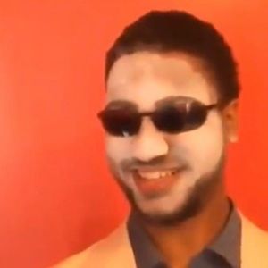 Meet your Posher, Emmanuel